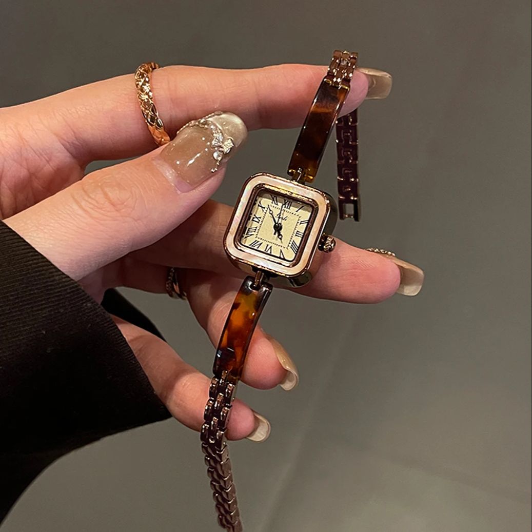 Luxury Watch Safe - Luxury Vintage Women's Watches With Roman
