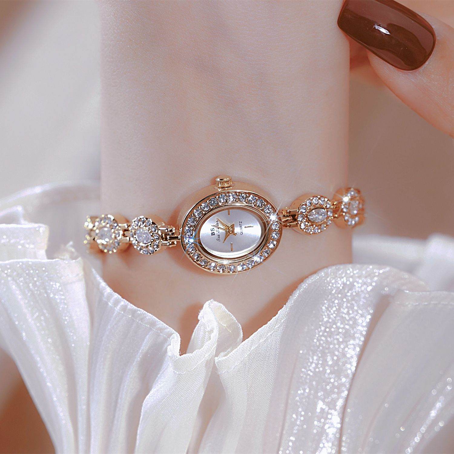 UTHAI New Women Chain Watch Li - огляд і ціна Luxury Watch Winder