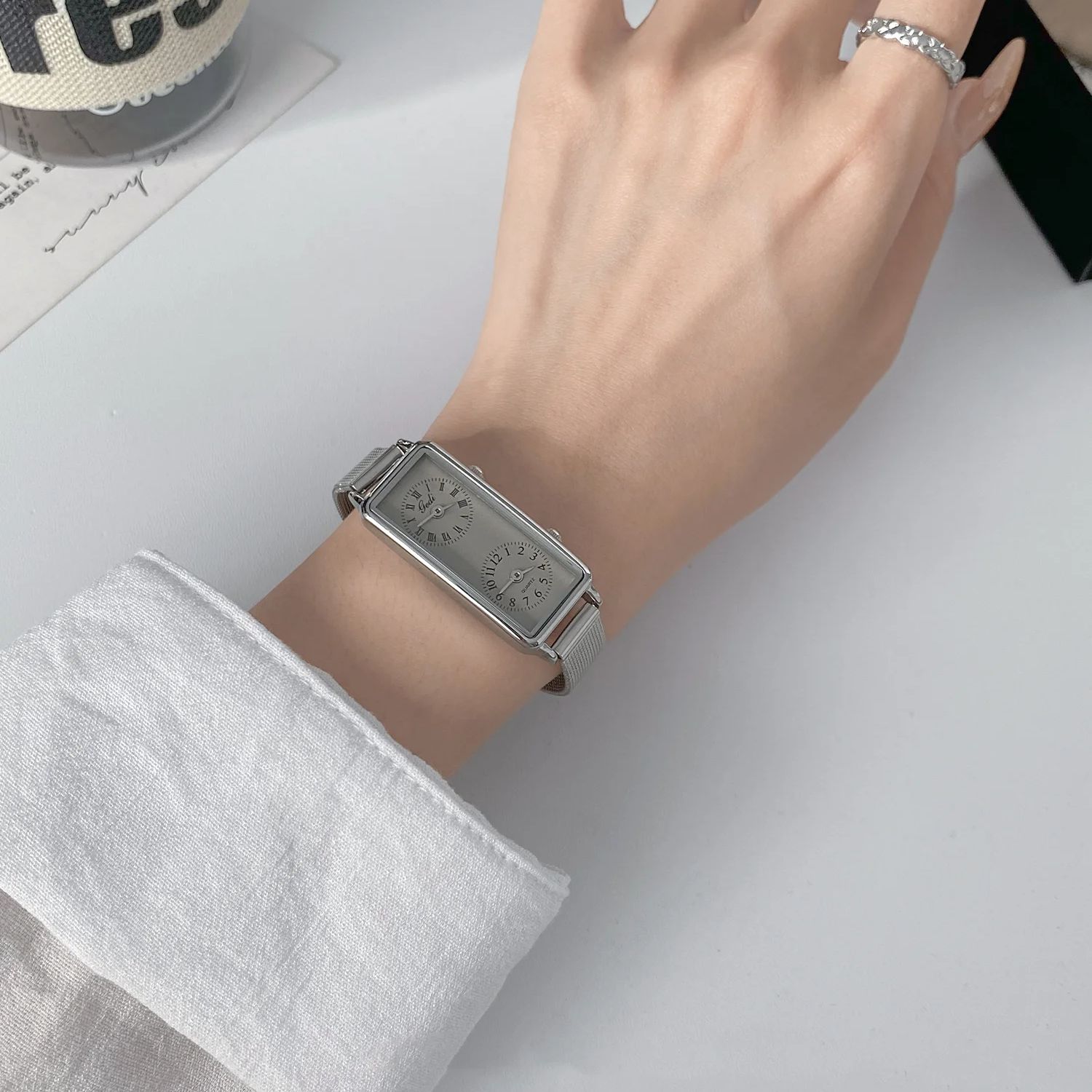 GEDI Fashion Creative Women's  - огляд і ціна Luxury Watch Safe
