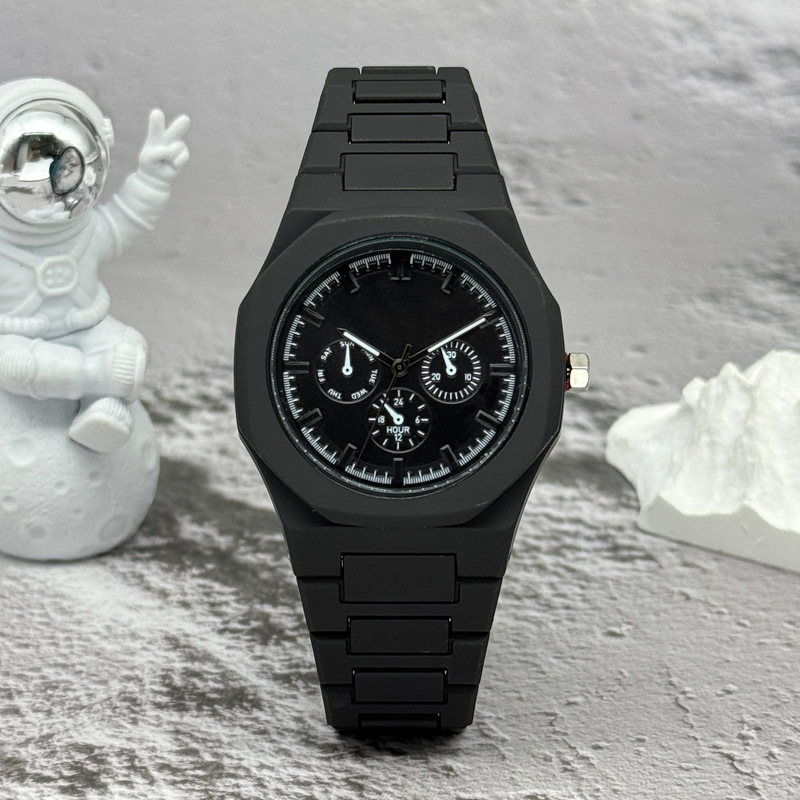 Famous Brand Fake Three-Eyed D - огляд і ціна Luxury Watch Safe